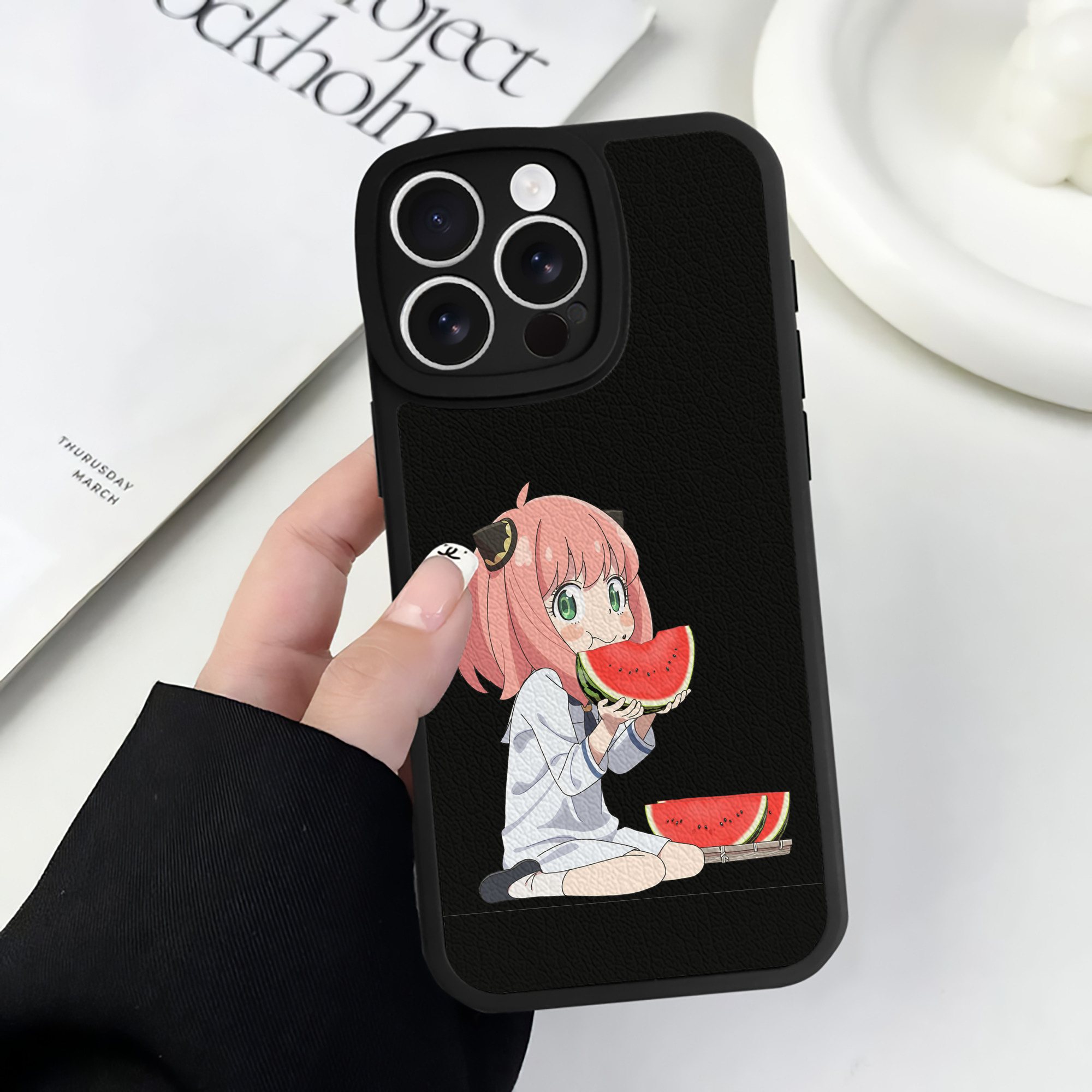 （画像用） SPY×FAMILY间谍家家酒 【iPhone 16シリーズ対応】シリコンスマホケース（レザー調） 材質：シリコン